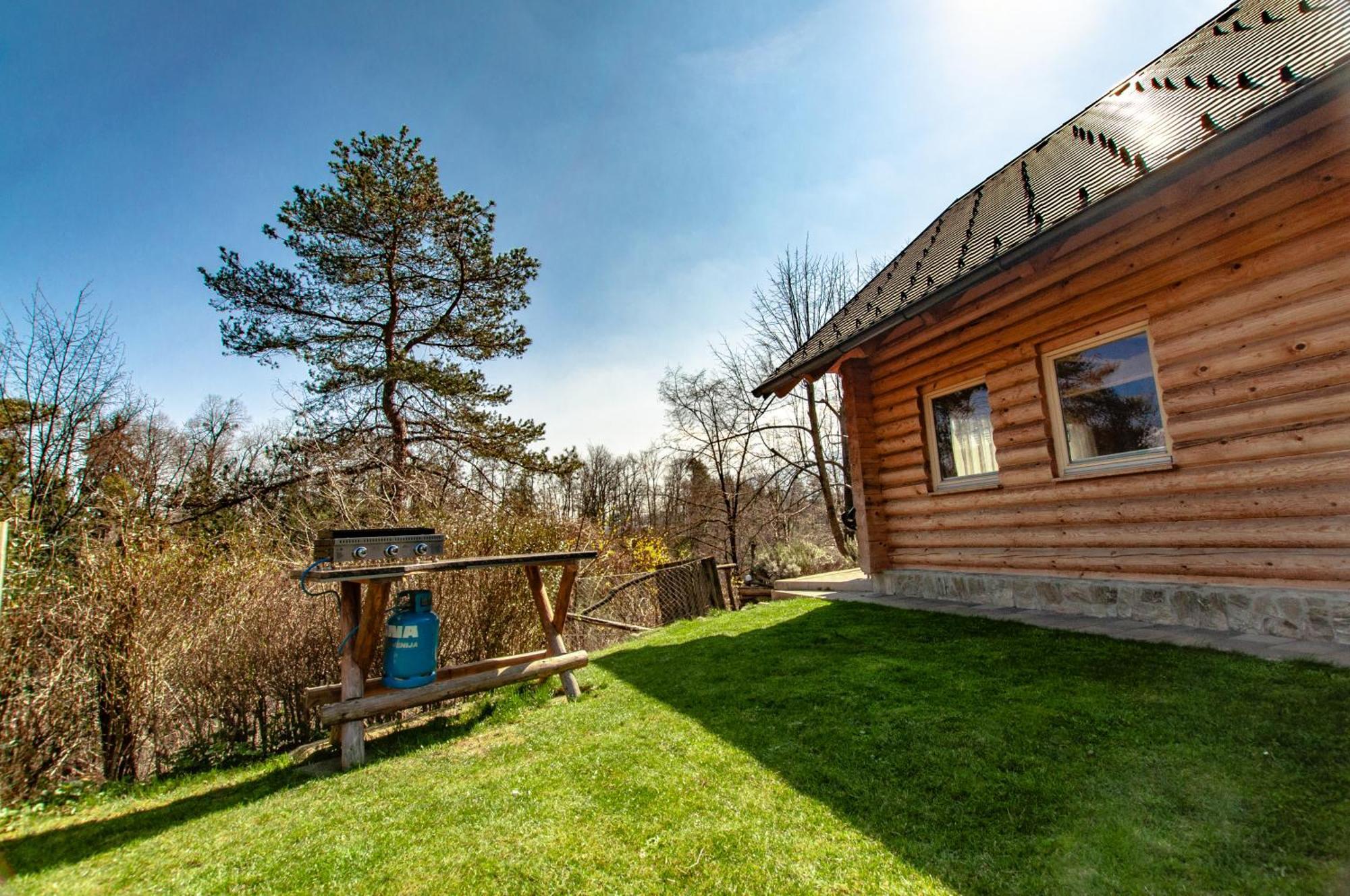 Log House Natura Radovljica Dış mekan fotoğraf